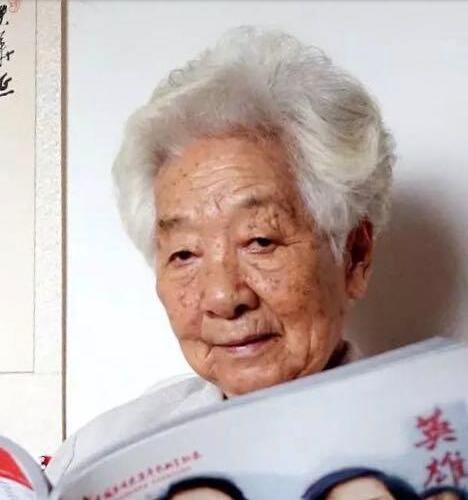 江姐扮演者于蓝去世享年99岁 于蓝传奇影视人生回顾 江姐扮演者于蓝去世享年99岁 于蓝传奇影视人生回顾