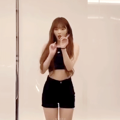 孔雪儿翻跳BLACKPINK新歌 孔雪儿为徐艺洋打call引热议