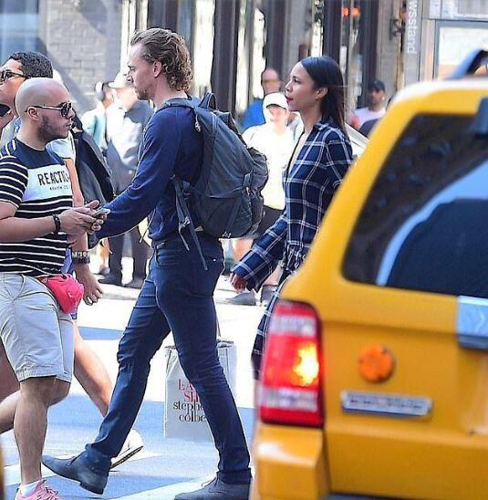 抖森被曝已与小3岁女星同居 女星个人资料及照片曝光