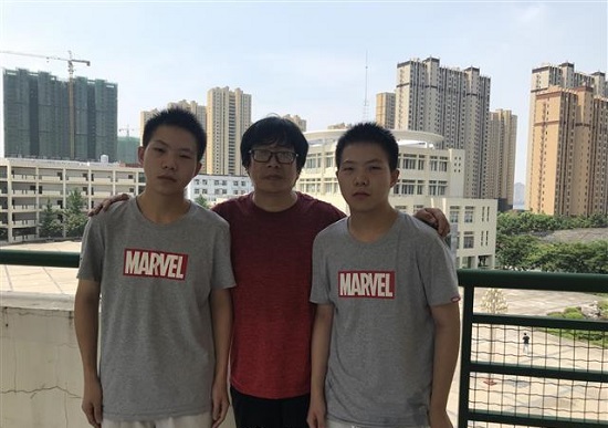 武汉双胞胎兄弟高考同获664分 网友:这才是真正的心灵感应! 武汉双胞胎兄弟高考同获664分 网友:这才是真正的心灵感应!