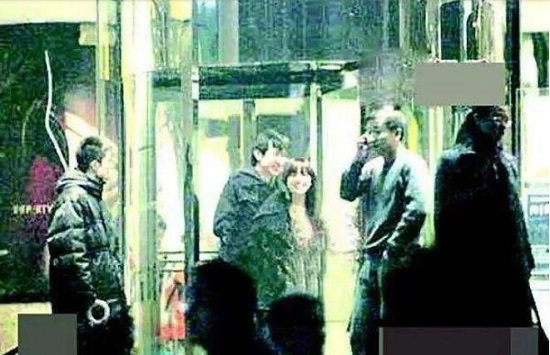 金莎被前经纪人欺骗 金莎和鄢颇之间到底是怎么回事 金莎被前经纪人欺骗 金莎和鄢颇之间到底是怎么回事