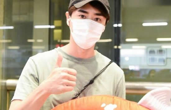 杨玏机场被送鱼什么情况 三十而已中的陈养鱼果然是名不虚传 杨玏机场被送鱼什么情况 三十而已中的陈养鱼果然是名不虚传