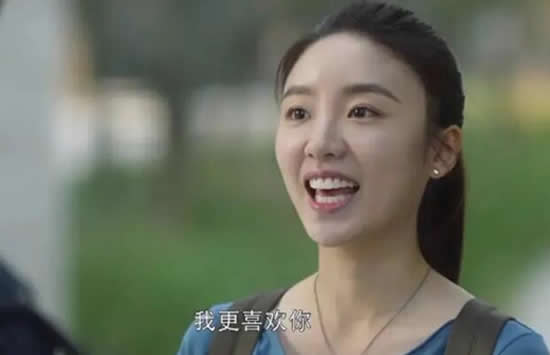 林有有动摇了凌玲在我心中的位置是什么梗 凌玲是谁两人谁更胜一筹