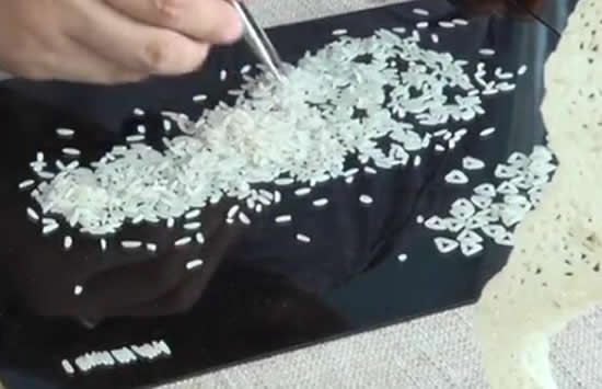 小伙重拾失传高楼米线绝活 此米线非彼米线