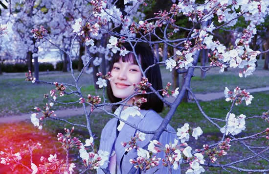 白雪否认与张一山复合 张一山劈腿短发女子究竟是谁