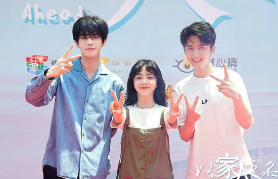 以家人之名谁和谁是一对 贺子秋的官配是谁感情线都哪些