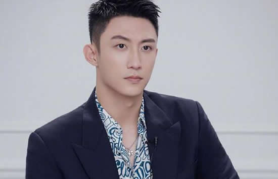 黄景瑜方否认与郭美美恋情 郭美美自爆是黄景瑜前女友怎么回事 黄景瑜方否认与郭美美恋情 郭美美自爆是黄景瑜前女友怎么回事