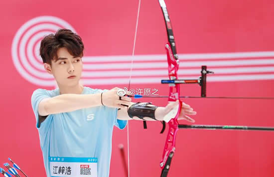 脱口秀大会江梓浩个人资料介绍 江梓浩和昌叔分开了吗 脱口秀大会江梓浩个人资料介绍 江梓浩和昌叔分开了吗