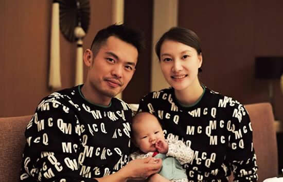 谢杏芳出门前会与林丹拥抱亲吻自称缺少爱 谢杏芳为何原谅林丹出轨