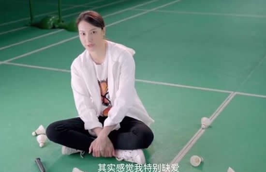 谢杏芳出门前会与林丹拥抱亲吻自称缺少爱 谢杏芳为何原谅林丹出轨