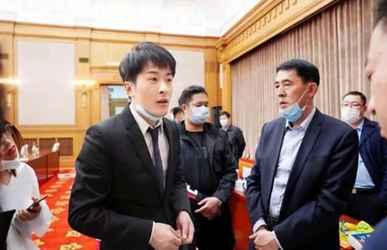 辛巴前妻和大女儿照片曝光 辛巴抛妻弃子是真是假 辛巴前妻和大女儿照片曝光 辛巴抛妻弃子是真是假