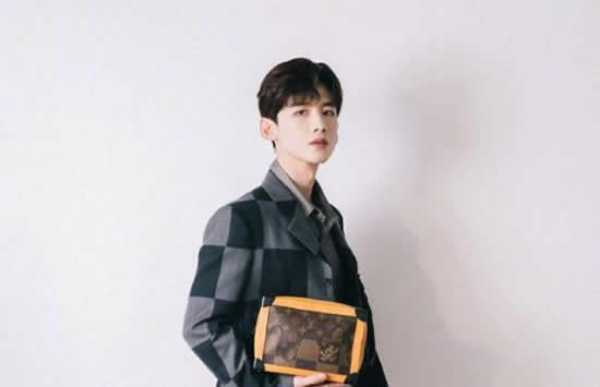 白敬亭:我觉得我不是帅哥什么情况 白敬亭怎么火起来的 白敬亭:我觉得我不是帅哥什么情况 白敬亭怎么火起来的