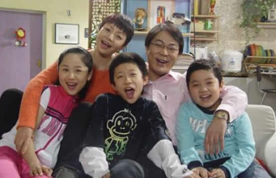 如此可爱的我们贺今朝和祝今宵为什么不一个姓 贺今朝扮演者尤浩然大家童年的回忆