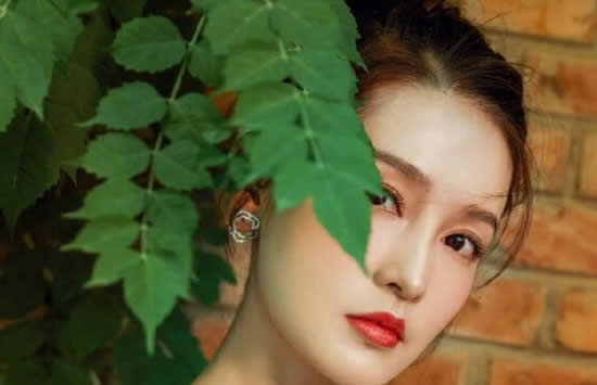 演员李沁个人资料及2020最新照片图片介绍 演员李沁个人资料及2020最新照片图片介绍