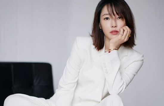 白百何个人资料图片简介及最新近况介绍