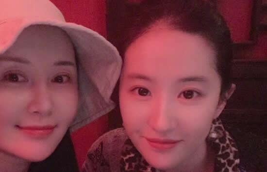 舒畅为刘亦菲庆生 十年姐妹情深两人合作过什么剧 舒畅为刘亦菲庆生 十年姐妹情深两人合作过什么剧