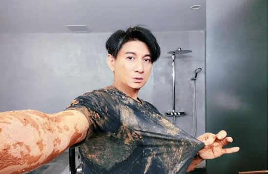 吴奇隆被保安当成坏人按倒 现场画面曝光简直要笑喷了