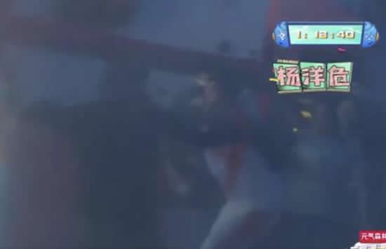 吴奇隆被保安当成坏人按倒 现场画面曝光简直要笑喷了