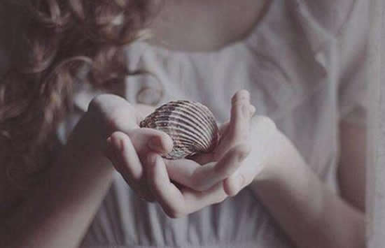 悲伤的歌曲有哪些 2020最火的悲伤歌曲介绍