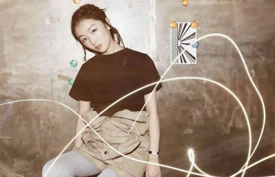 周冬雨个人资料家世介绍及老公是谁