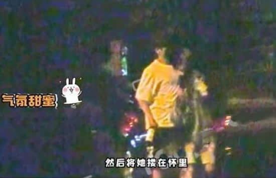 李汶翰易易紫恋情曝光 两人同居一事再遭实锤 李汶翰易易紫恋情曝光 两人同居一事再遭实锤