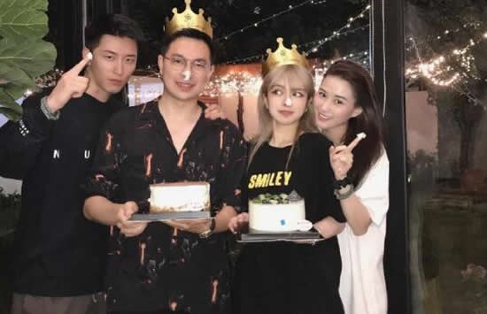 窦骁何超莲为周扬青庆生 窦骁脖子上的草莓印亮了