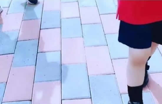 陈妍希送儿子上学 儿子的名字彰显两人的感情甜蜜