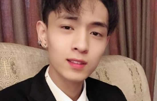 秦霄贤最讨厌被叫富二代 自爆家庭情况原来是这样