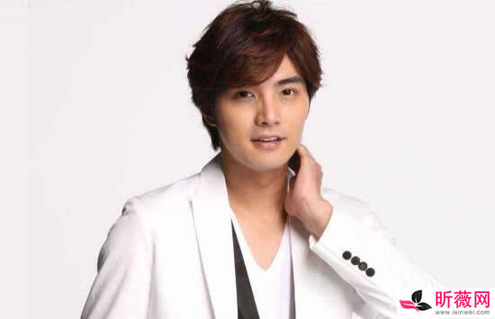 贺军翔妻子提前两周剖腹产原因曝光 背后的真相被指太荒谬了！