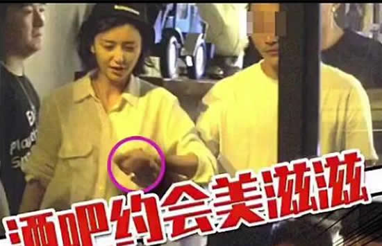 佟丽娅回应牵手神秘男子 对方身份曝光竟然是他 佟丽娅回应牵手神秘男子 对方身份曝光竟然是他