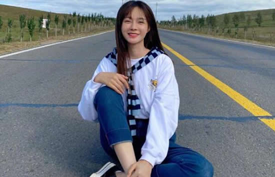 贾青发文道歉 沈梦辰牵涉其中连夜删微博