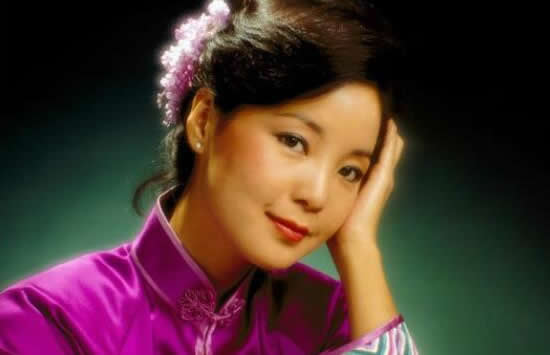 一等就是一年多是什么歌 歌曲《你怎么说》演唱者及歌词介绍