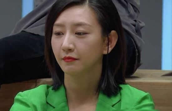 唐一菲个人资料简介及最新图片介绍