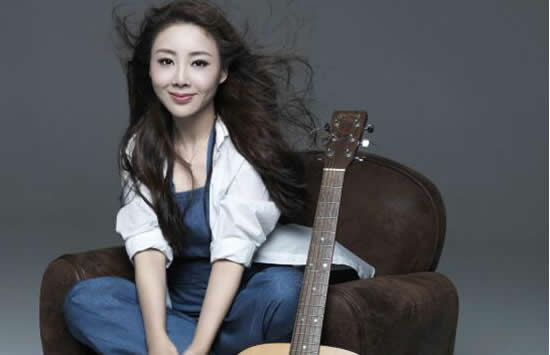 歌手王筝曝丈夫出轨长达4年 晒老公与小三大尺度裸聊截图 歌手王筝曝丈夫出轨长达4年 晒老公与小三大尺度裸聊截图