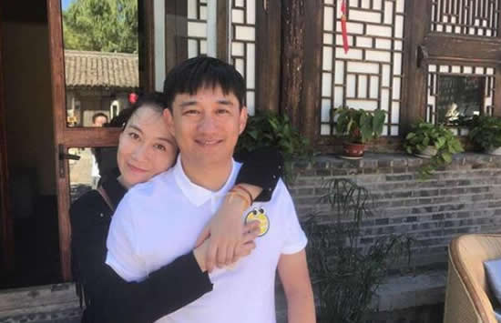 温峥嵘比赵薇小吗 温峥嵘为什么不火 温峥嵘比赵薇小吗 温峥嵘为什么不火