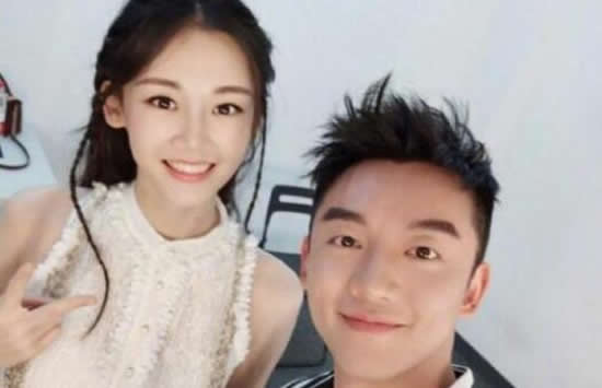 郑恺官宣苗苗产女喜讯 郑恺苗苗怎么走到一起的