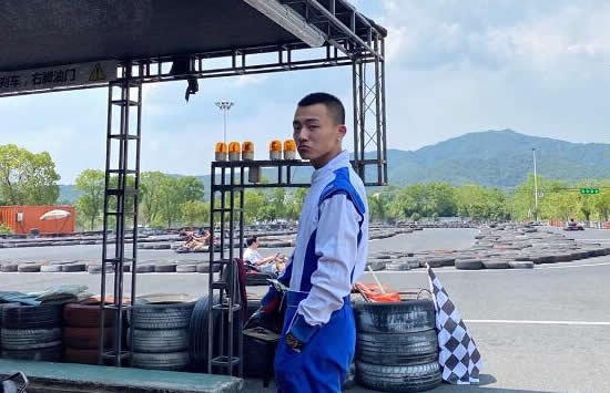 我愿为你放下全部此生让我来渡是什么歌 歌曲《忘川彼岸》演唱者及歌词介绍