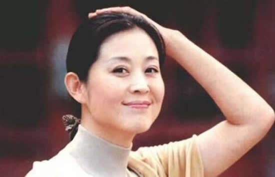 陈凯歌结过几次婚 三段婚姻史四个重要的女人 陈凯歌结过几次婚 三段婚姻史四个重要的女人