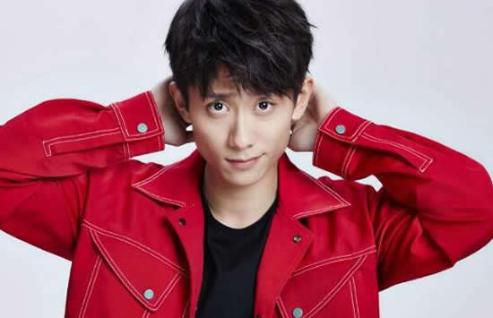 张一山恋情疑似曝光 两月换仨女友这次又是谁 张一山恋情疑似曝光 两月换仨女友这次又是谁