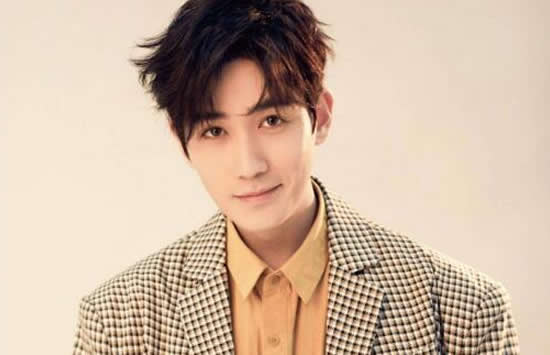 朱一龙的老婆的照片曝光 朱一龙老婆真的是徐子瑄吗 朱一龙的老婆的照片曝光 朱一龙老婆真的是徐子瑄吗