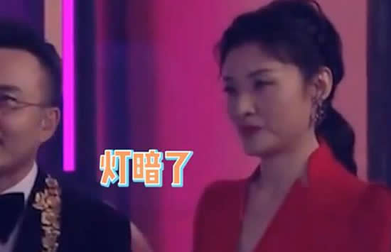 周涛一秒上班杨澜一秒下班 周涛为什么退出央视