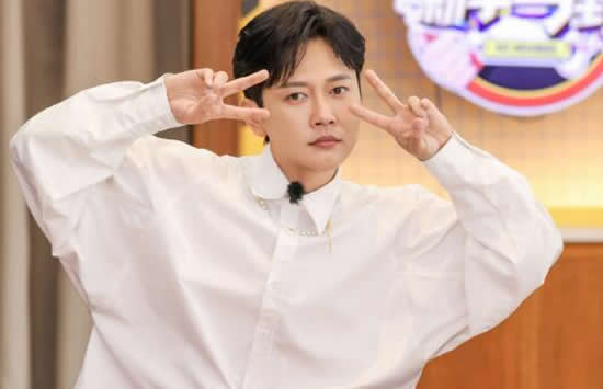 孟鹤堂和烧饼关系怎么样 孟鹤堂为什么叫烧饼妈妈干妈 孟鹤堂和烧饼关系怎么样 孟鹤堂为什么叫烧饼妈妈干妈