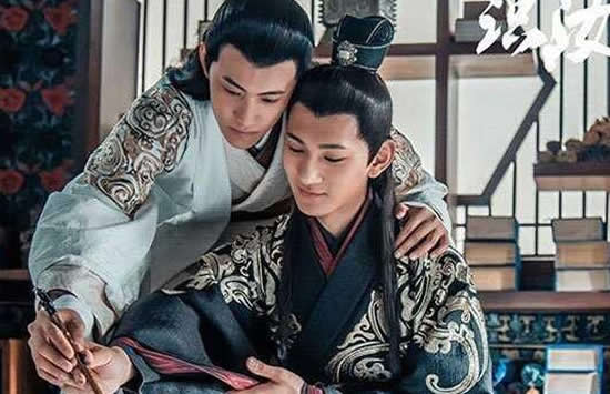 晏紫东的女朋友是谁 晏紫东与蒋梓乐真实关系揭秘 晏紫东的女朋友是谁 晏紫东与蒋梓乐真实关系揭秘