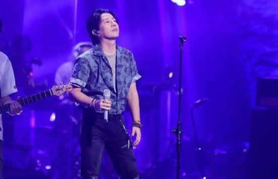 怎么会迷上你是什么歌 歌曲《灰姑娘》演唱者及歌词介绍