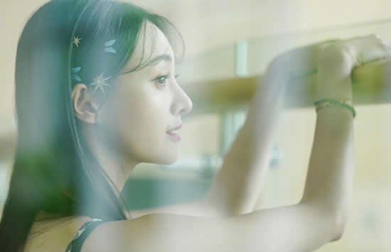 郑爽个人资料简介及最新图片写真介绍 郑爽个人资料简介及最新图片写真介绍