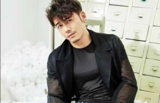 杨烁个人资料简介及图片介绍 杨烁个人资料简介及图片介绍