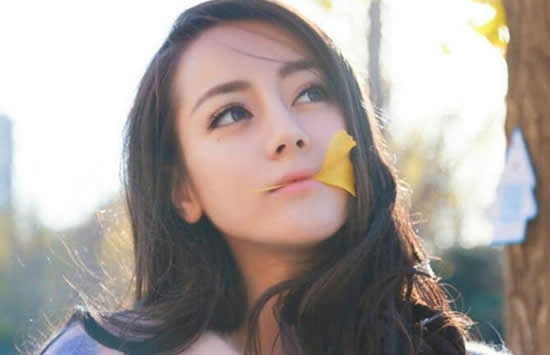 迪丽热巴个人资料简介及最新照片写真介绍 迪丽热巴个人资料简介及最新照片写真介绍