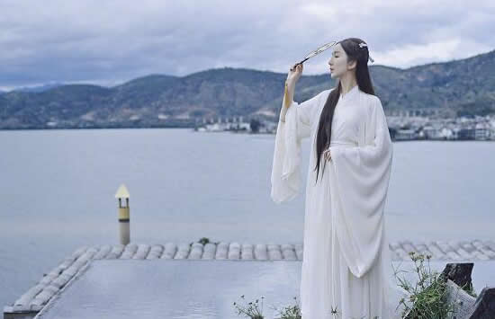 娄艺潇个人资料简介及最新图片写真介绍 娄艺潇个人资料简介及最新图片写真介绍