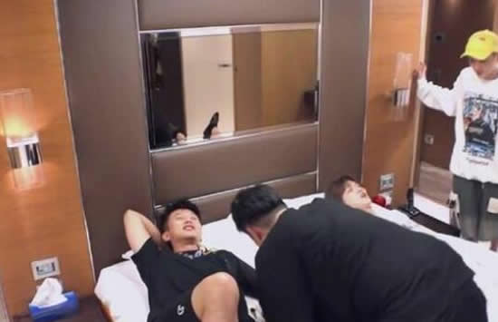 陈赫：把我拍的像地主家傻儿子什么情况 鹿晗陈赫邓超新综艺叫什么名字