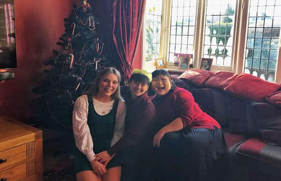 小彩旗个人资料简介及最新照片介绍